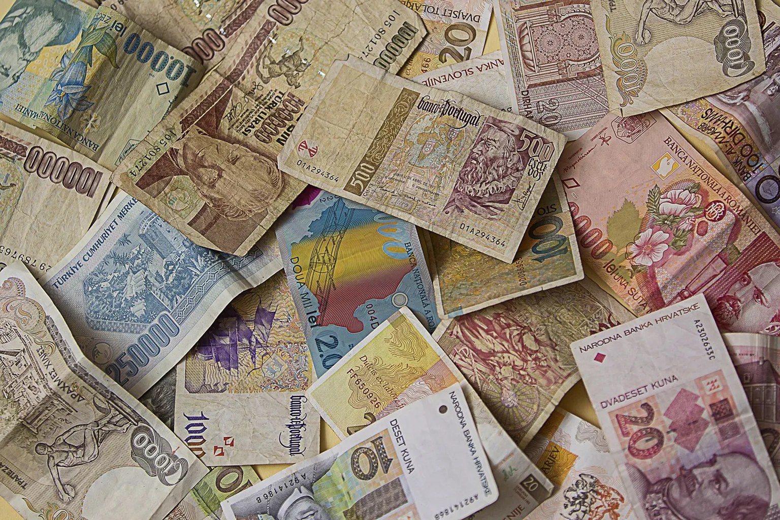 Как вернуть деньги, списанные лже-брокером под видом комиссии за вывод средств