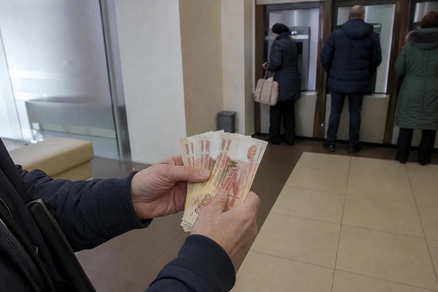 Заморозка вкладов: позиция ЦБ и риски панических решений
